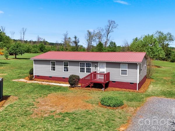 2486 Evening Drive , Claremont, NC 28610