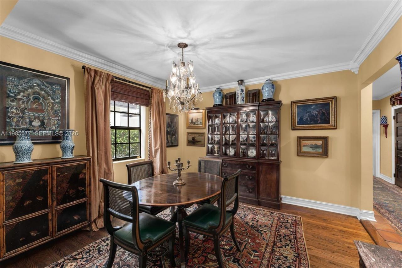 737 Majorca Ave, Coral Gables, FL 33134 Photo