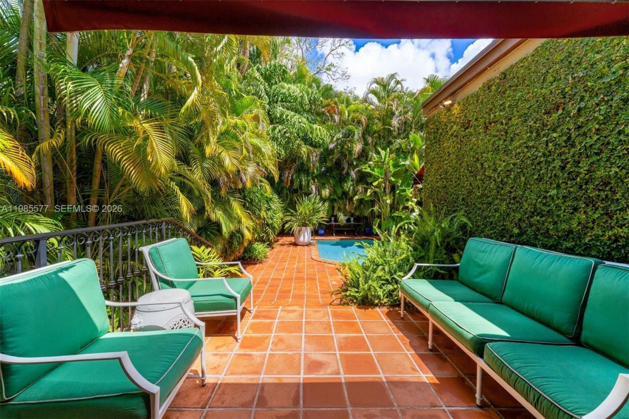 737 Majorca Ave, Coral Gables, FL 33134 Photo