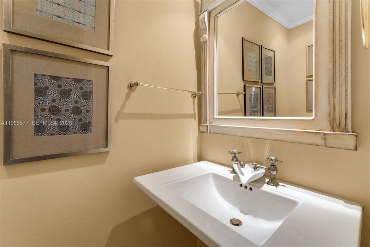 737 Majorca Ave, Coral Gables, FL 33134 Photo