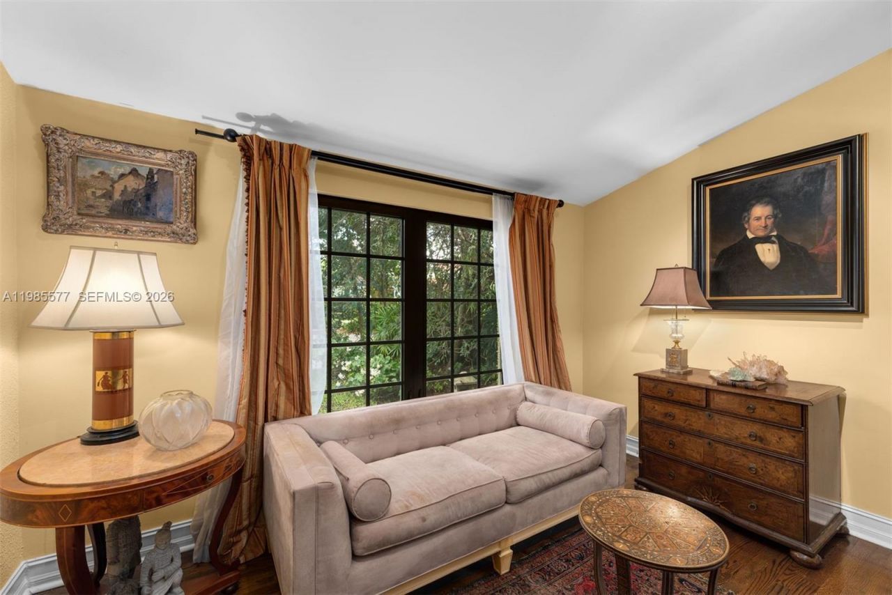 737 Majorca Ave, Coral Gables, FL 33134 Photo