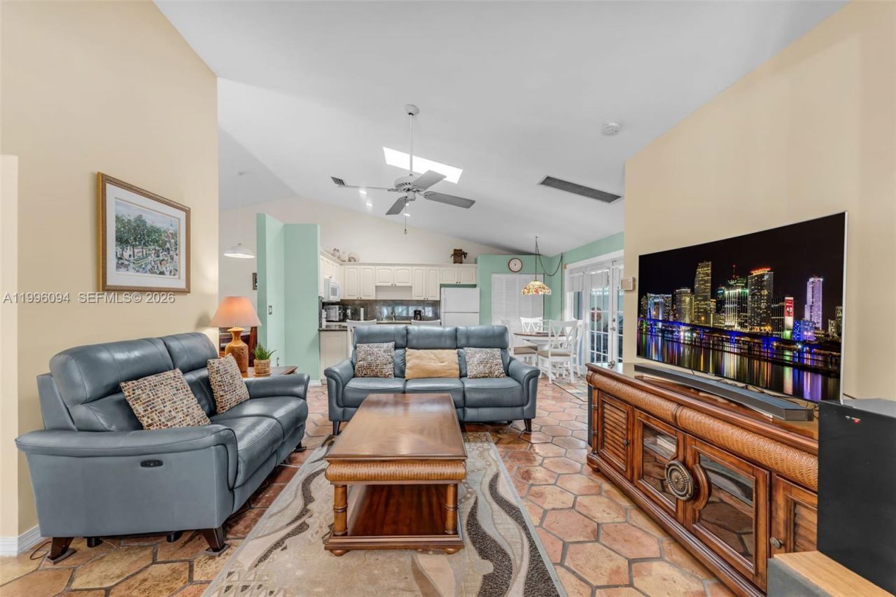 11018 SW 147th Pl, Miami, FL 33196 Photo