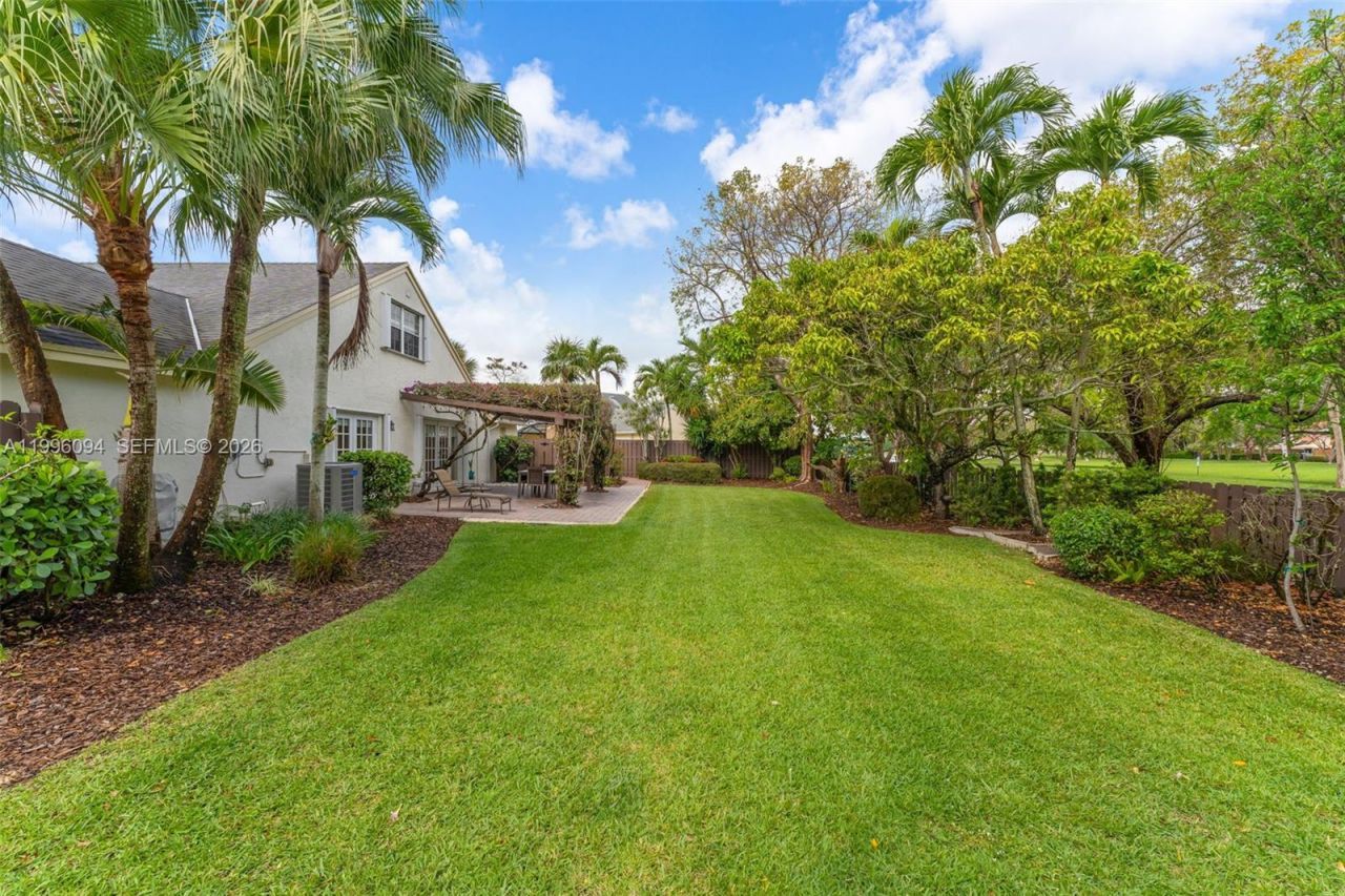 11018 SW 147th Pl, Miami, FL 33196 Photo