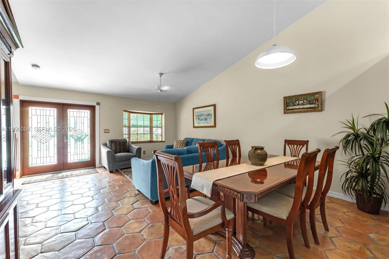 11018 SW 147th Pl, Miami, FL 33196 Photo