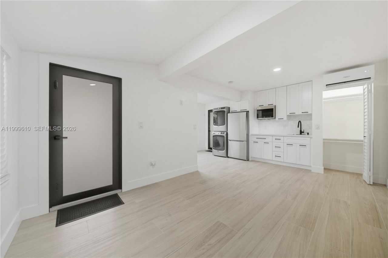 3101 SW 106th Ave, Unit Efficiency, Miami, FL 33165 Photo