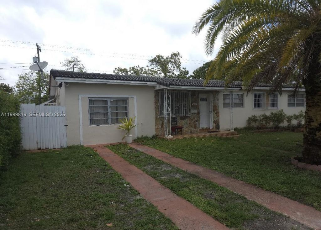 9021 SW 30th Ter, Miami, FL 33165 Photo