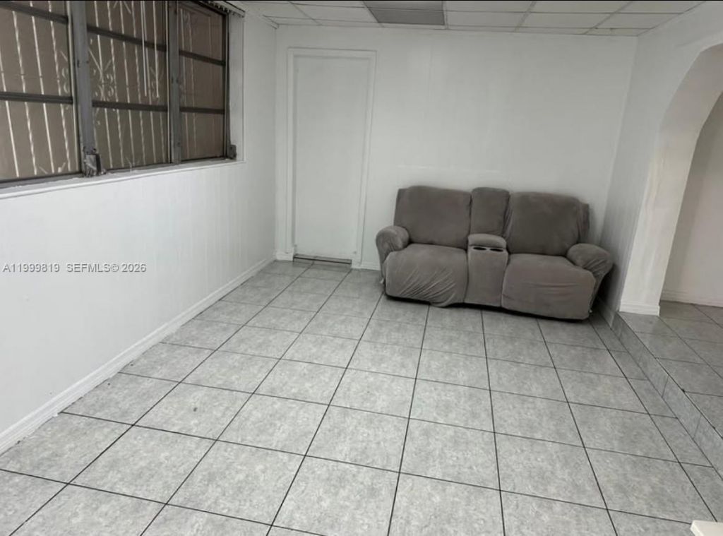 9021 SW 30th Ter, Miami, FL 33165 Photo