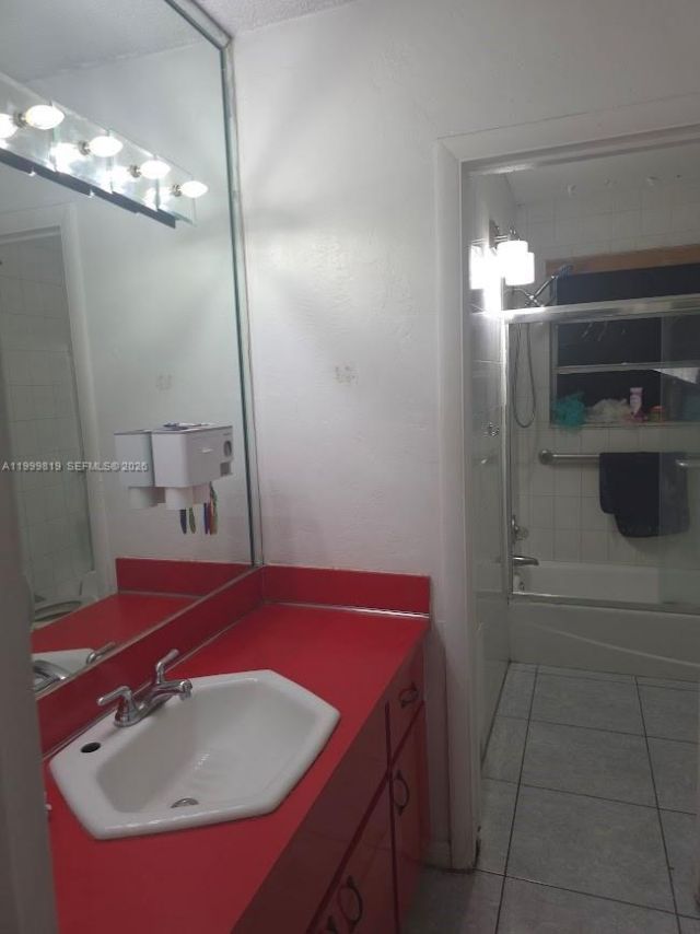 9021 SW 30th Ter, Miami, FL 33165 Photo