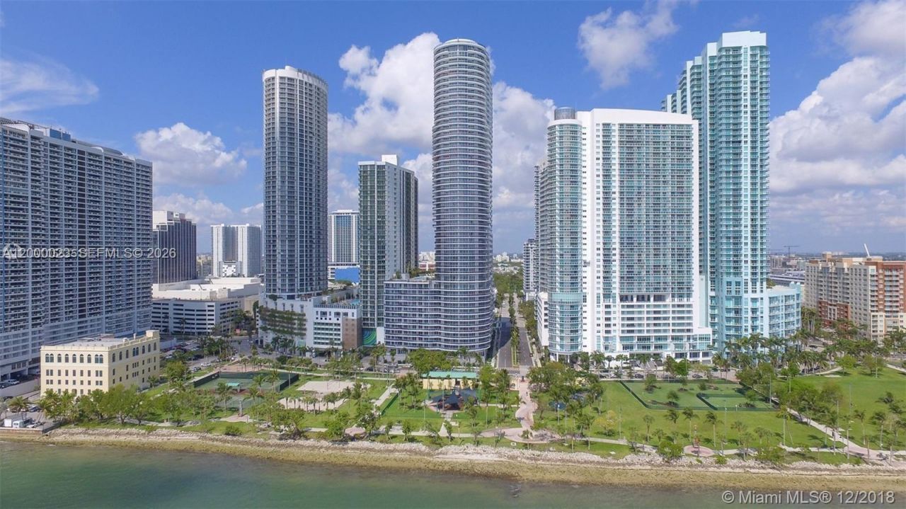 488 NE 18th St, Unit 606, Miami, FL 33132 Photo