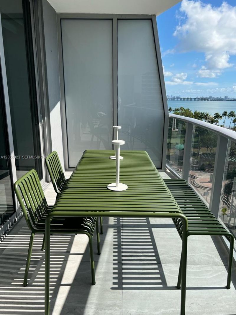 488 NE 18th St, Unit 606, Miami, FL 33132 Photo