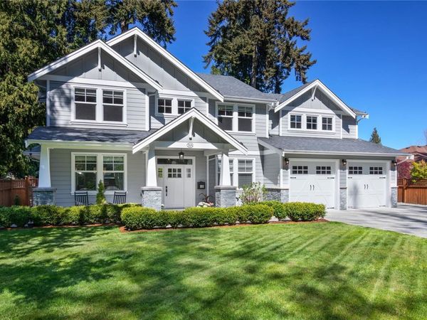 748 Walema Ave , Saanich, BC V8Y 3B1