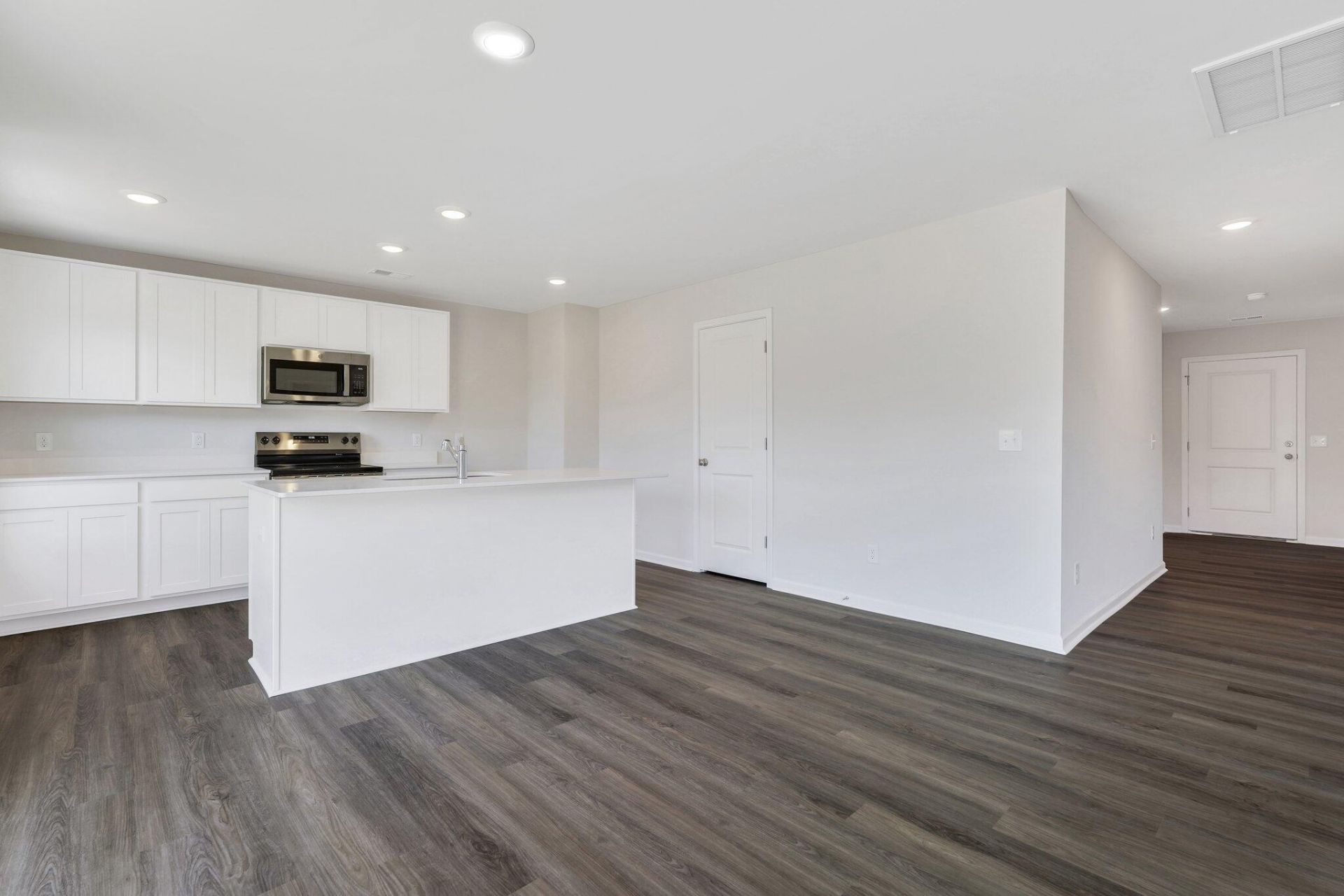 7006 Windham Way Photo 18