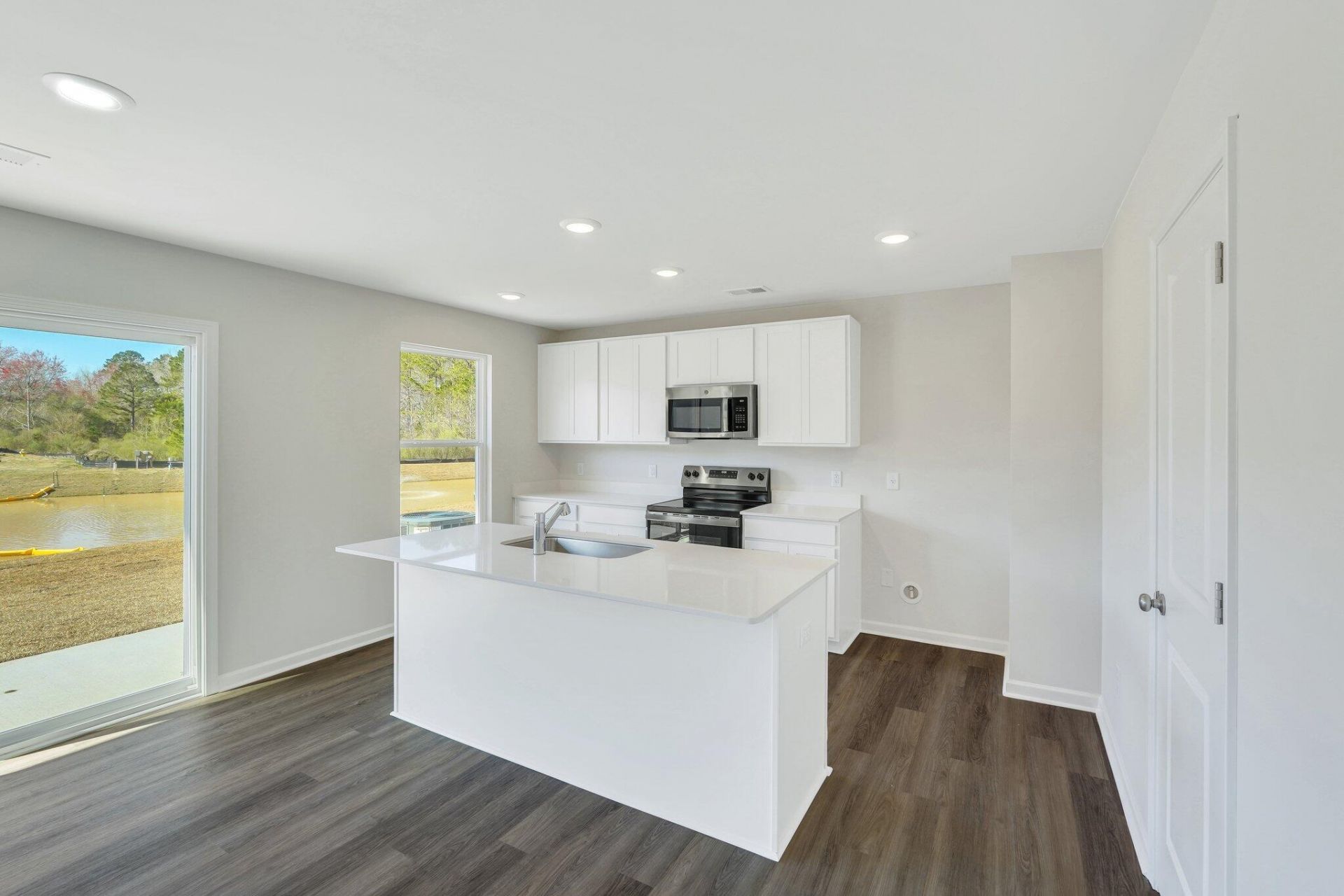 7006 Windham Way Photo 7