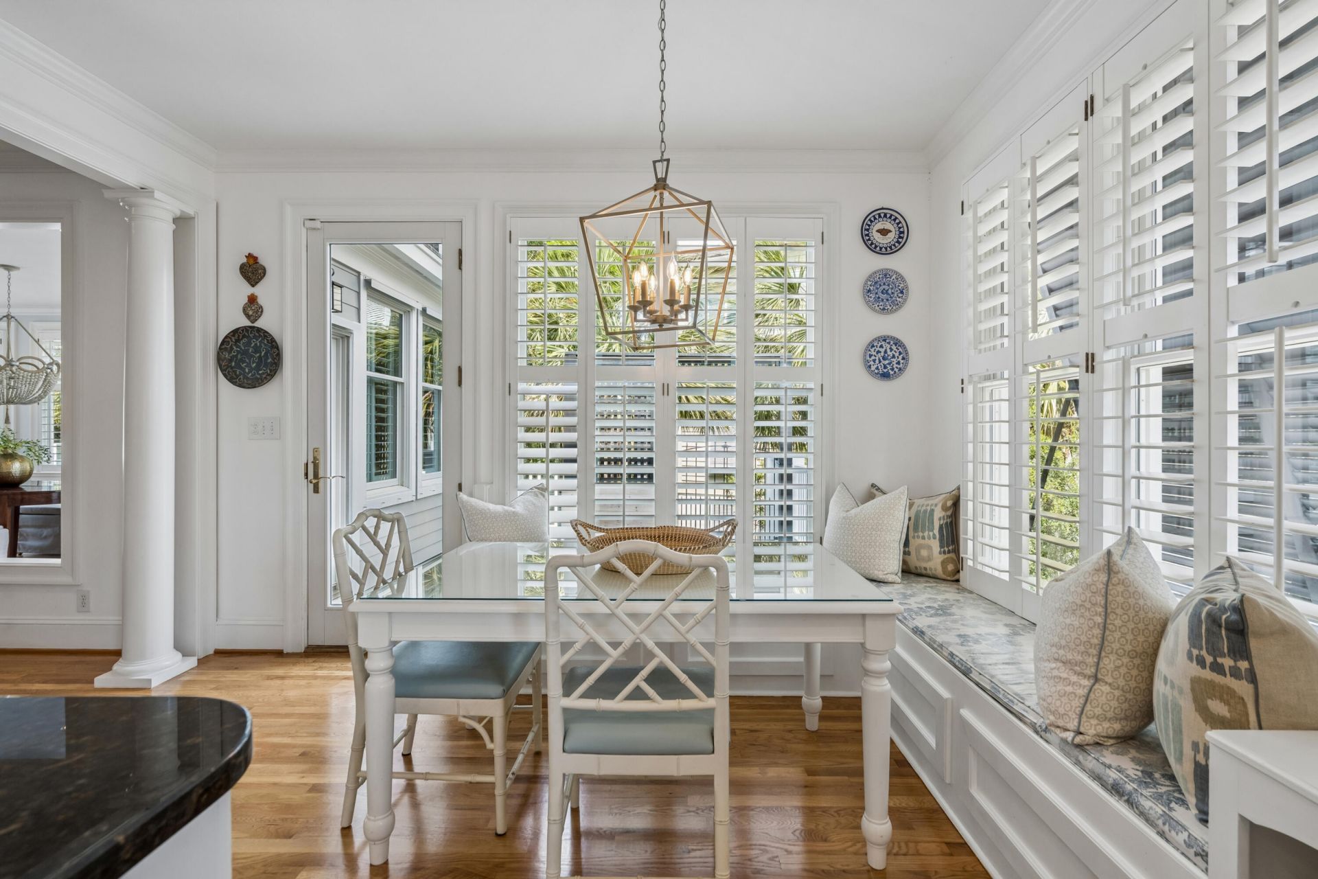 7 2nd Avenue Photo 11