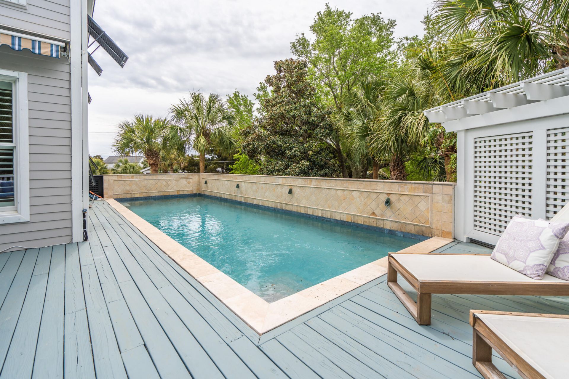 7 2nd Avenue Photo 17