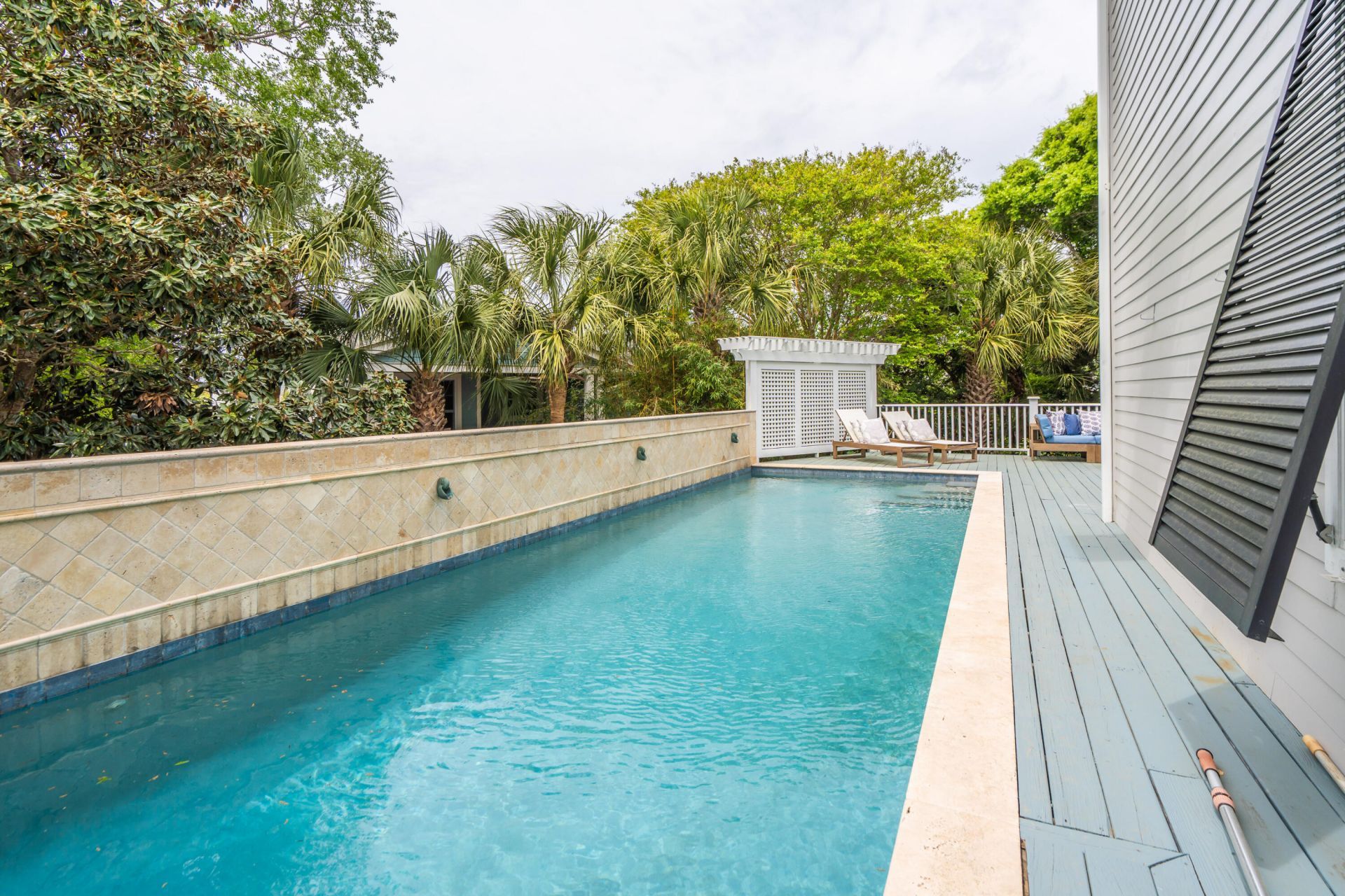 7 2nd Avenue Photo 18