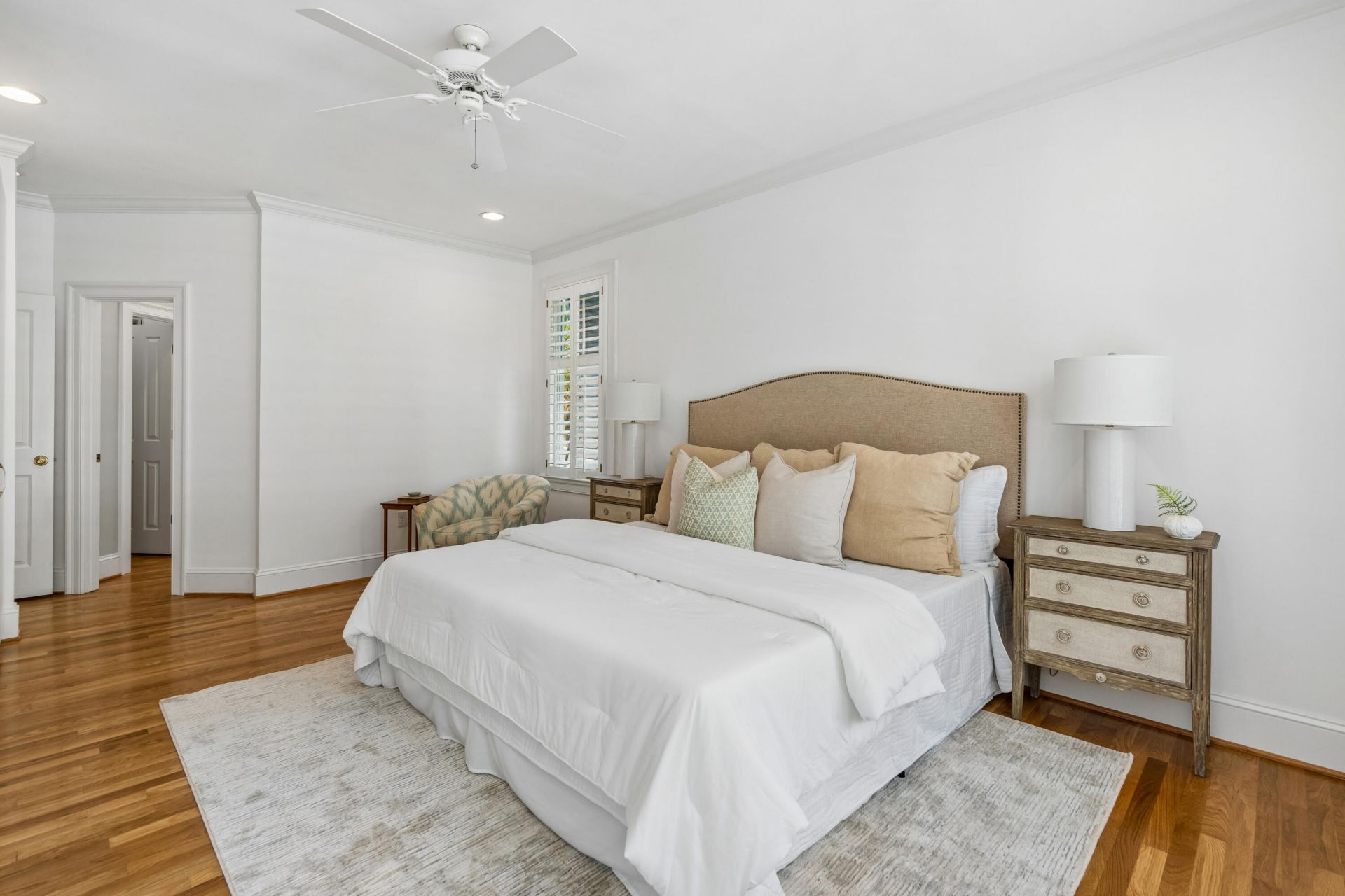 7 2nd Avenue Photo 24