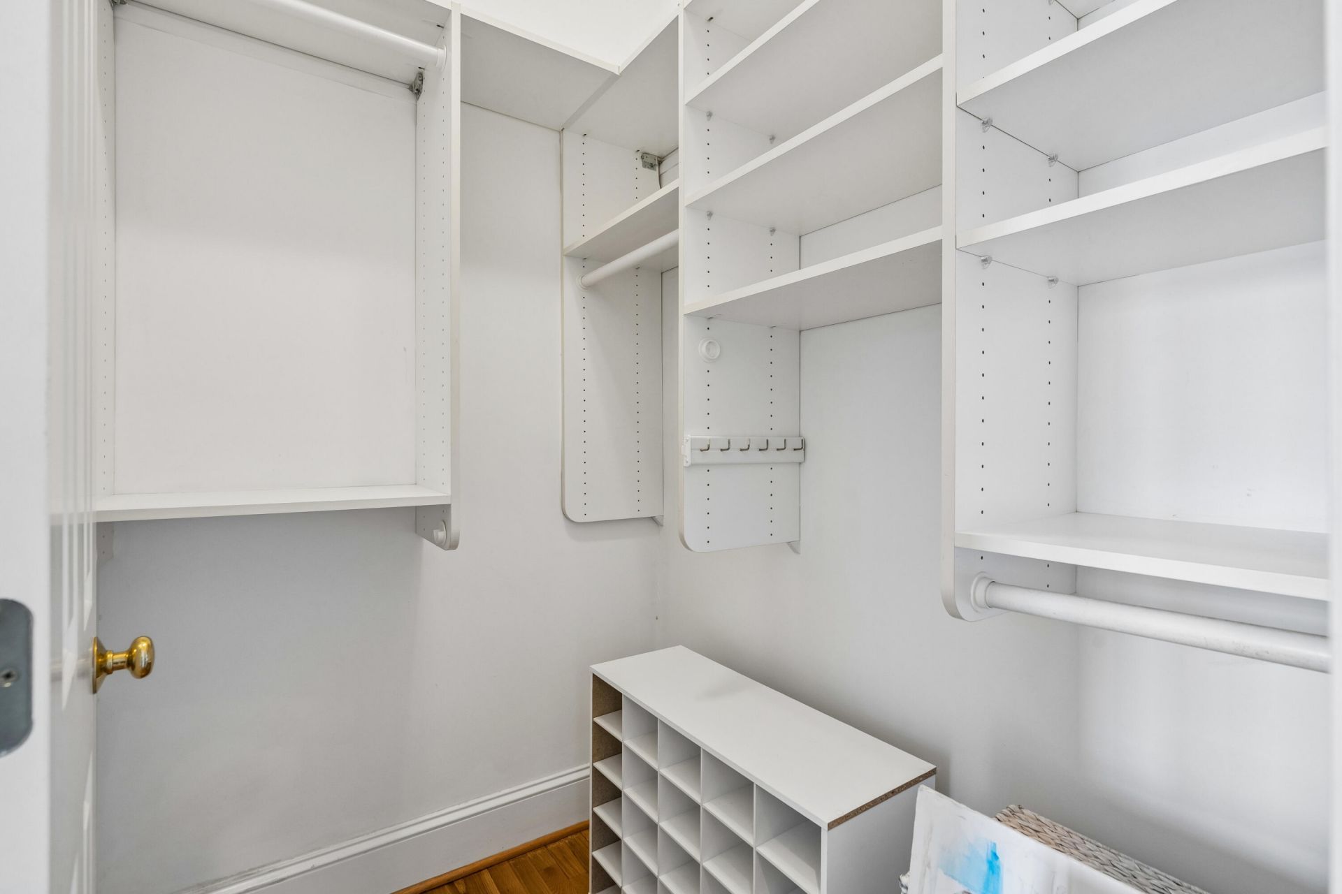 7 2nd Avenue Photo 28