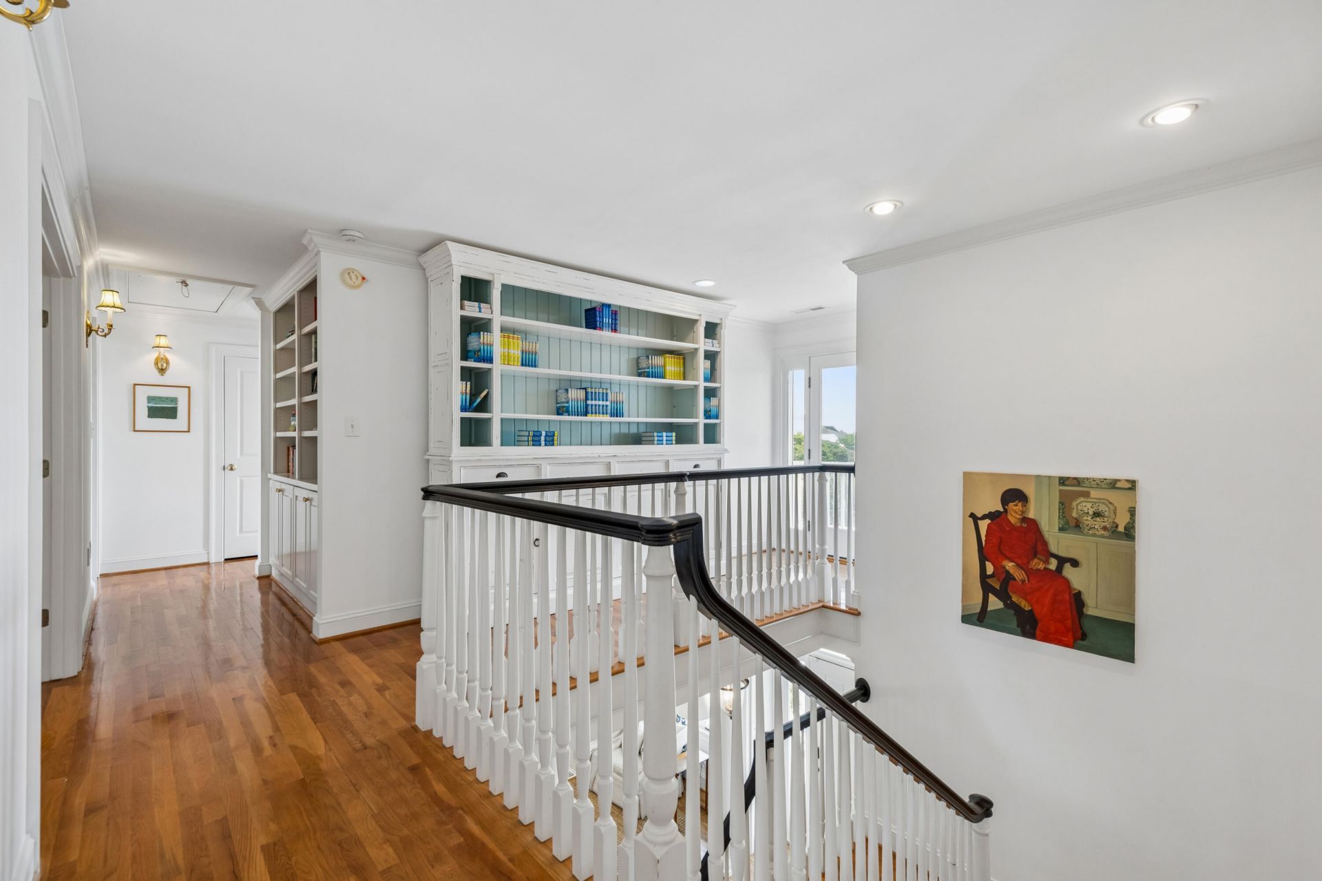 7 2nd Avenue Photo 30