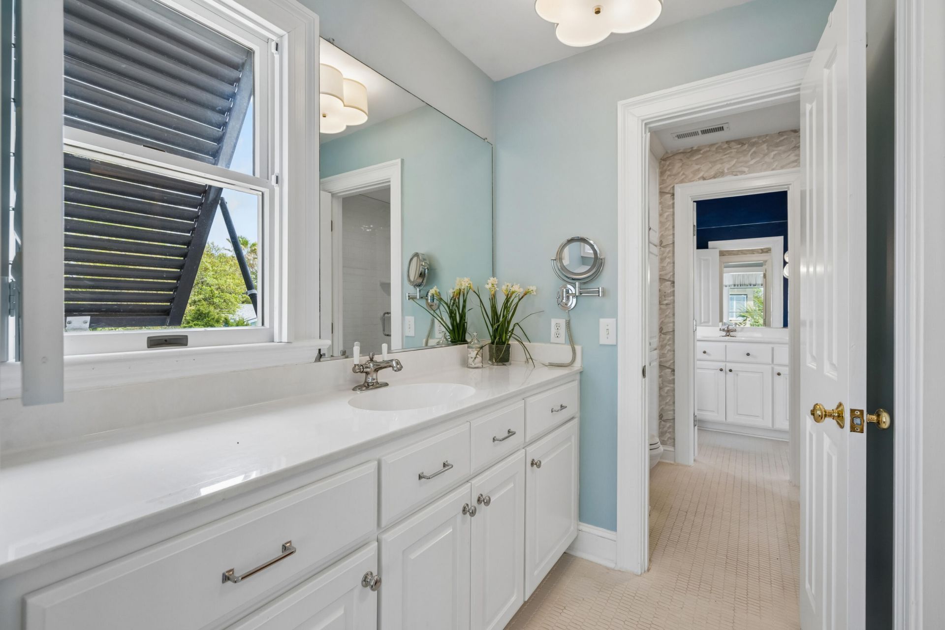 7 2nd Avenue Photo 35