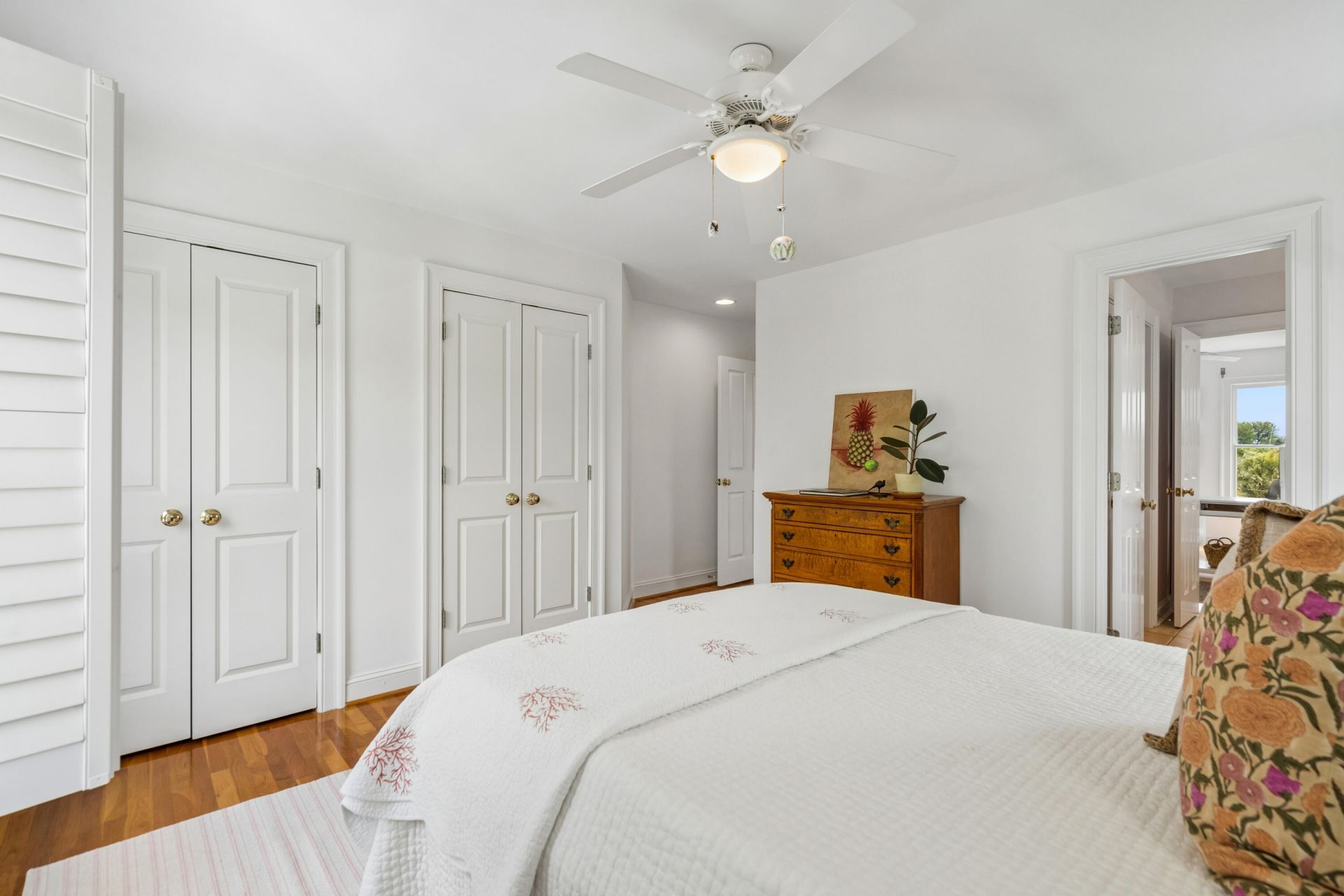 7 2nd Avenue Photo 42