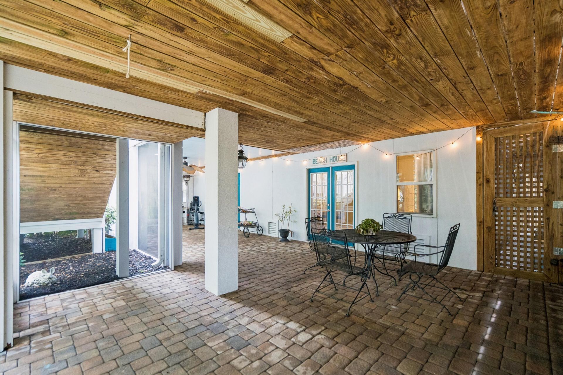 7 2nd Avenue Photo 52