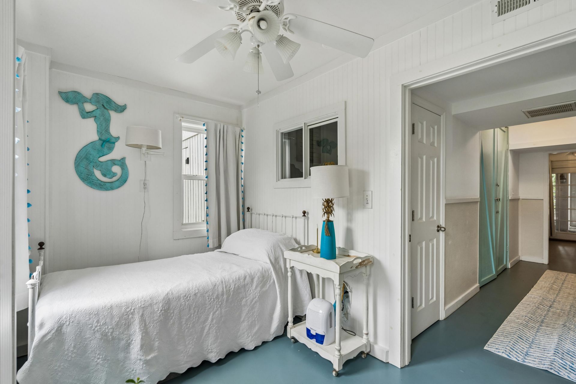 7 2nd Avenue Photo 53