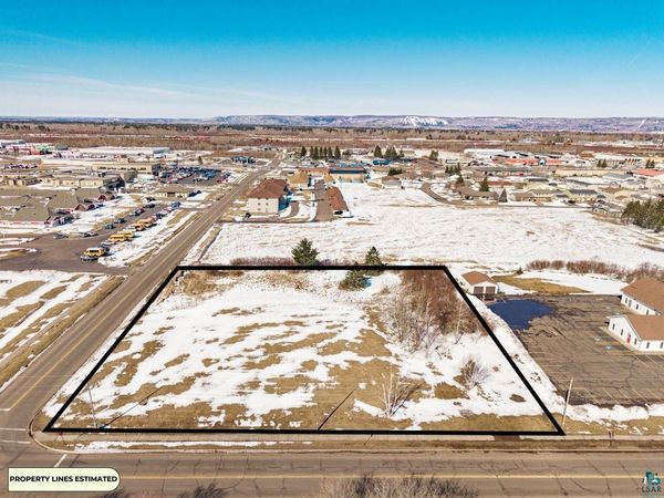 30XX Hammond Ave, Superior, WI 54880