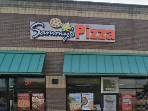 35299 Warren, Westland, MI 48185