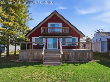 329 Lansing Drive, Waterford Twp, MI 48328