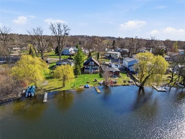 329 Lansing Drive, Waterford Twp, MI 48328