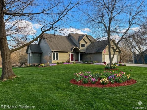 12003 Sharp Road, Fenton Twp, MI 48451