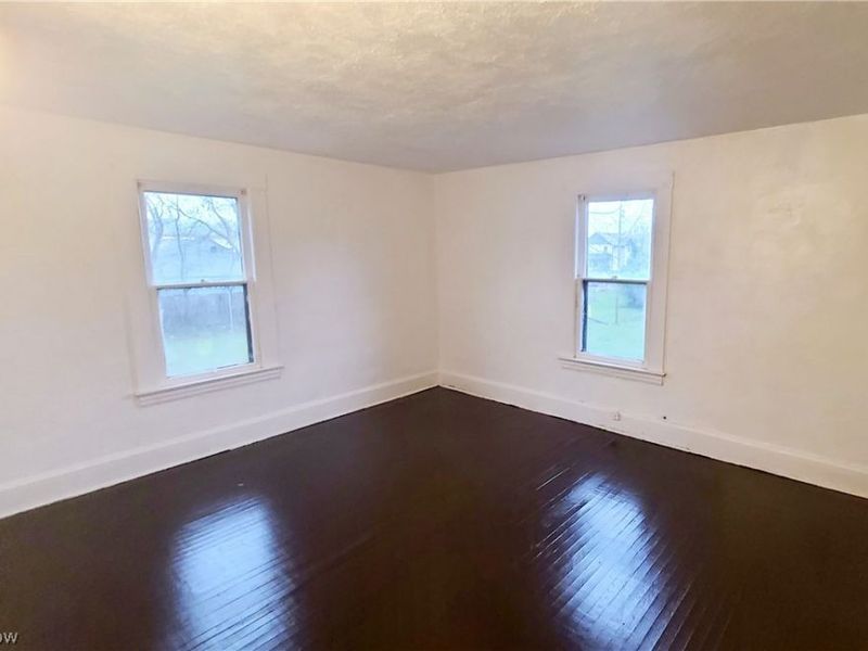 18 Whitney Avenue S, Youngstown, OH 44509 Photo 11