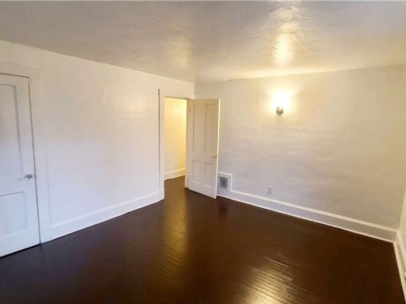 18 Whitney Avenue S, Youngstown, OH 44509 Photo 8