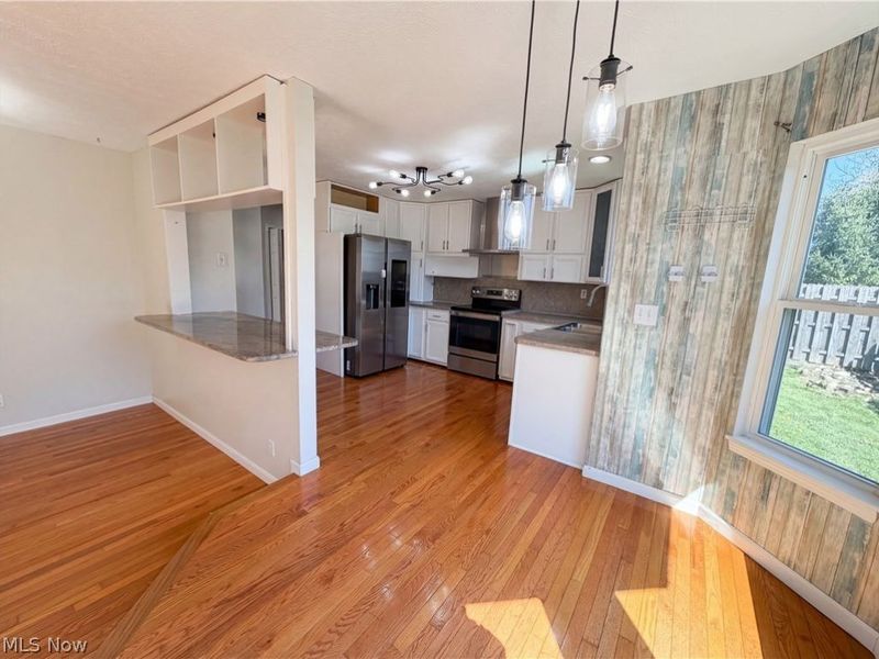 7049 Woodland Avenue, Chagrin Falls, OH 44023 Photo 10