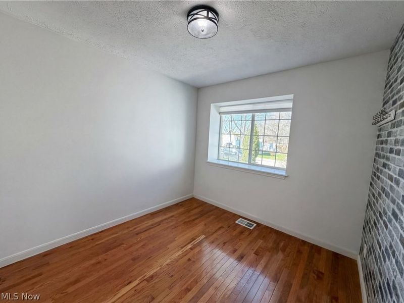 7049 Woodland Avenue, Chagrin Falls, OH 44023 Photo 14