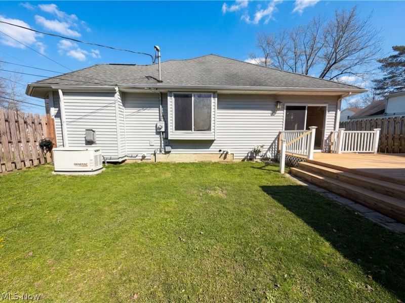 7049 Woodland Avenue, Chagrin Falls, OH 44023 Photo 5