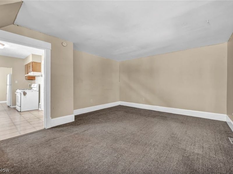 2279 SW 13th Street SW, Akron, OH 44314 Photo 10