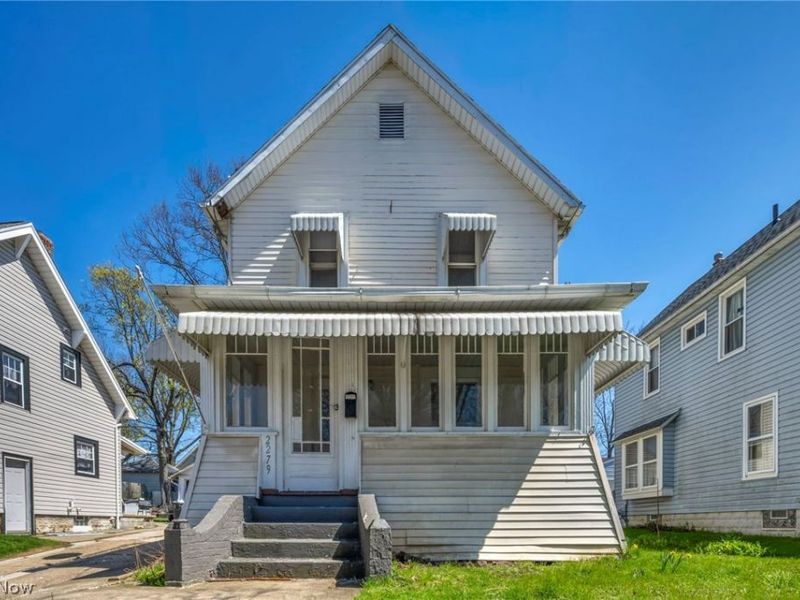 2279 SW 13th Street SW, Akron, OH 44314 Photo 2