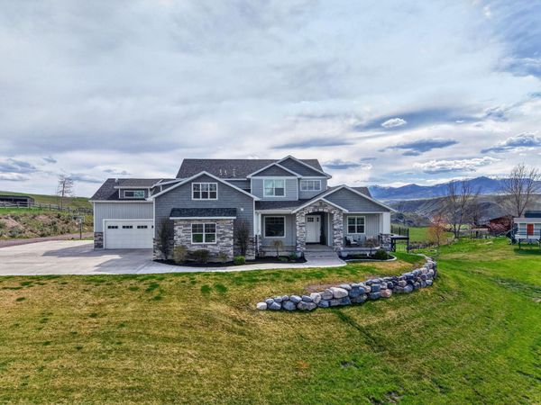 349 E Corwin Lane, Inkom, ID 83245