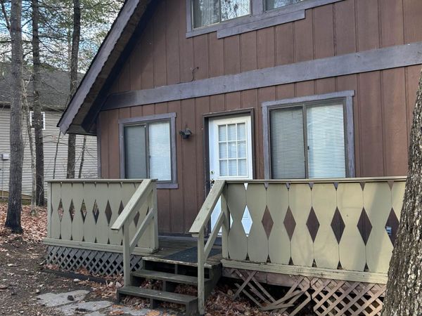 213 SPOTSWOOD LN, MCGAHEYSVILLE, VA 22840