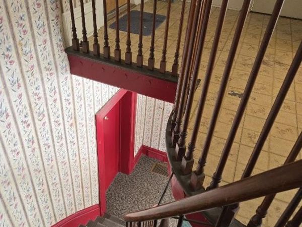 135 W Michigan Avenue, Saline, MI 48176