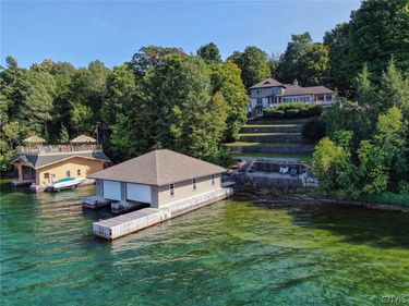 38306 Windward Cliffs, Clayton, NY 13624