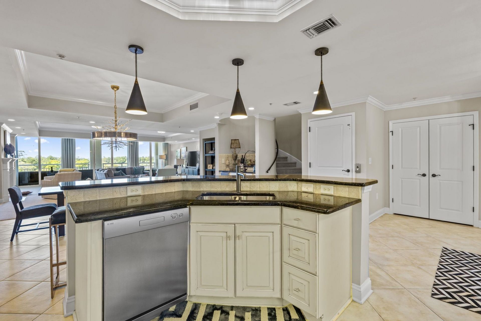 9547 Edgerton Dr. Photo 10