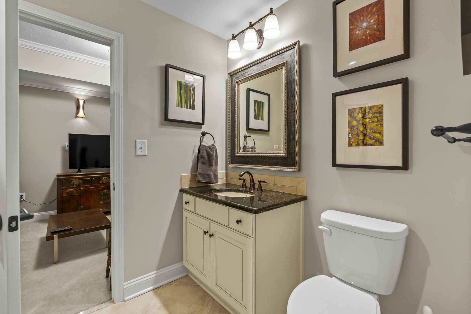 9547 Edgerton Dr. Photo 29