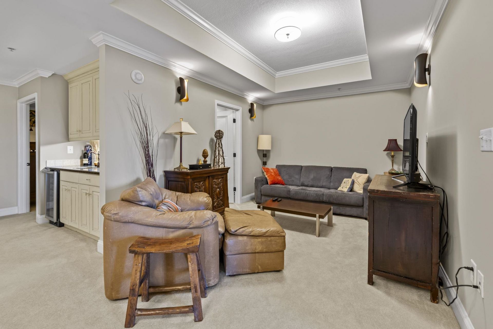 9547 Edgerton Dr. Photo 31