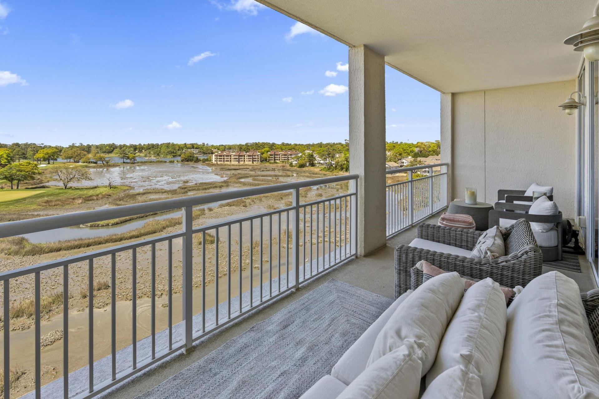 9547 Edgerton Dr. Photo 4