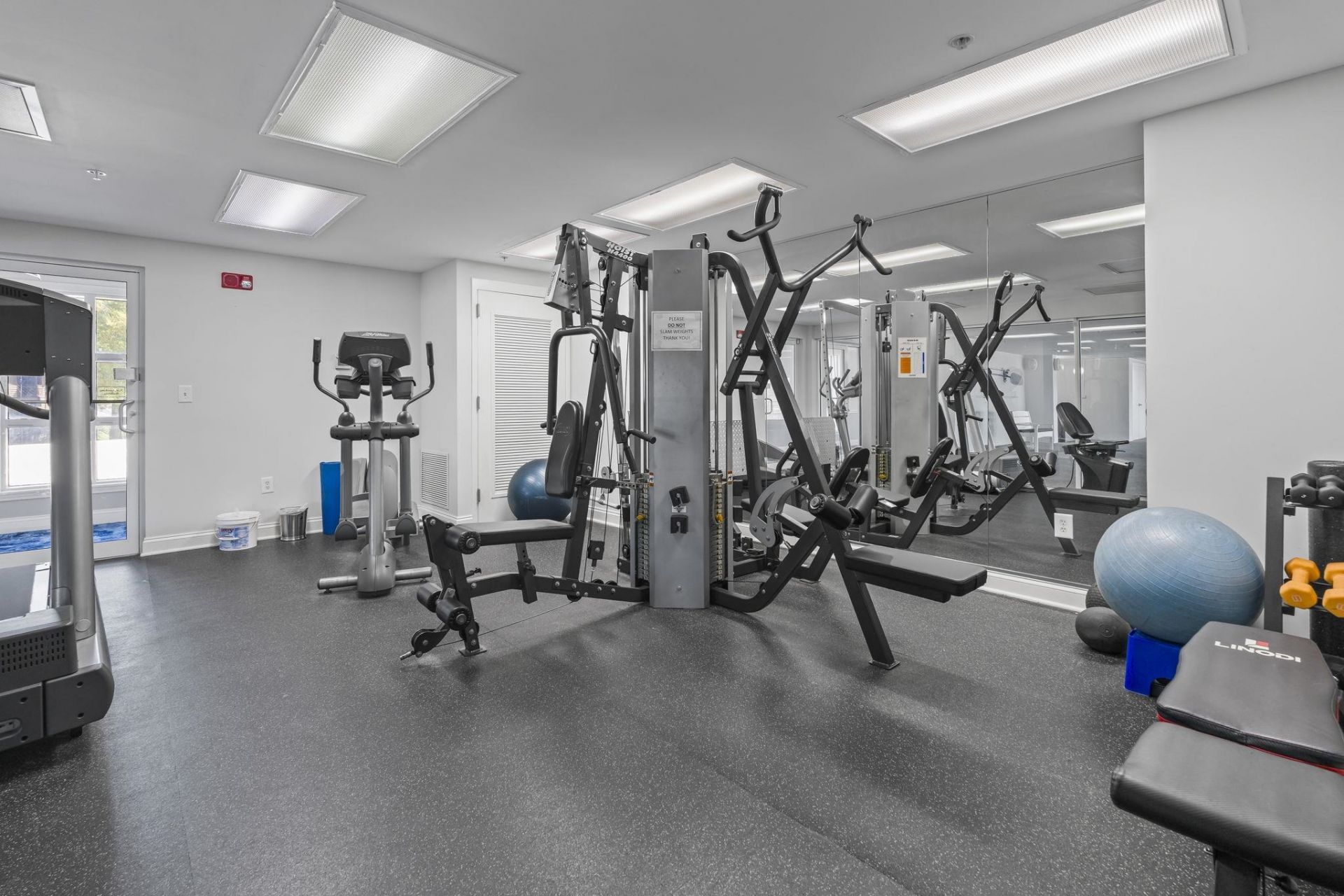 9547 Edgerton Dr. Photo 47