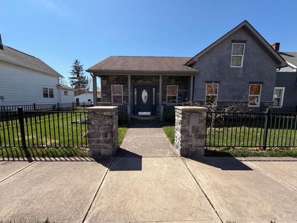 82 Oak Street, Delaware, OH 43015