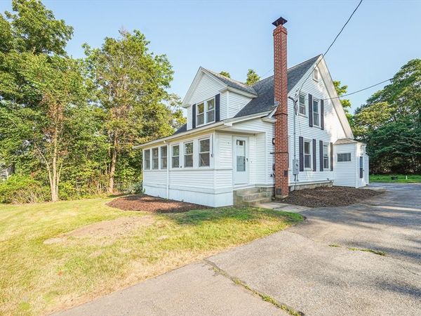 84 E Main Street, Hopkinton, MA 01748